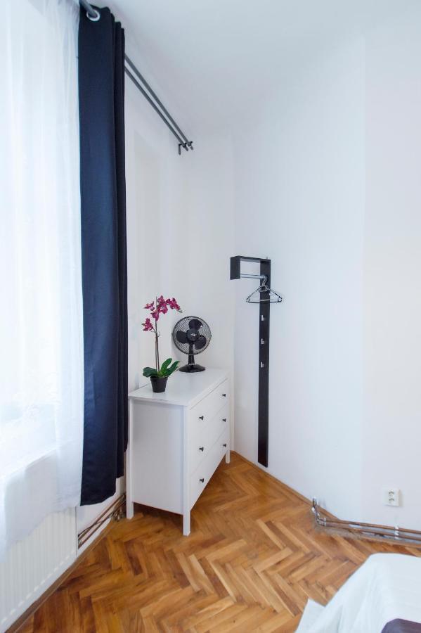 Modern Apartment Skolska 20 Prague Luaran gambar